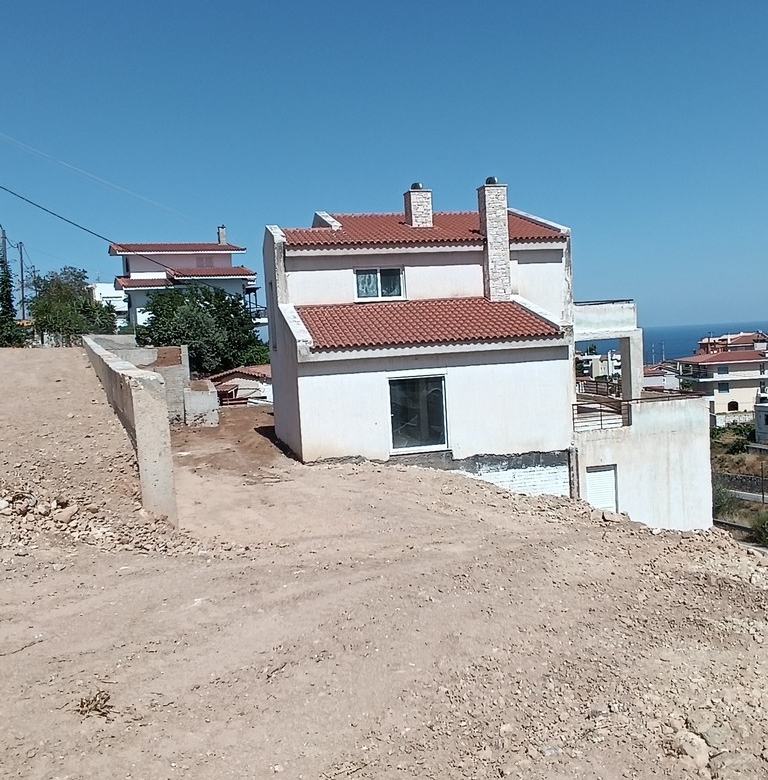 Ημιτελής μονοκατοικία 236 τ.μ., Ν. Βουτζάς Β είσοδος