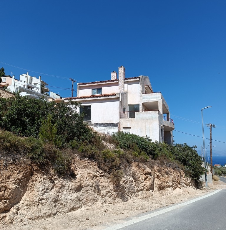 Ημιτελής μονοκατοικία 236 τ.μ., Ν. Βουτζάς Β είσοδος