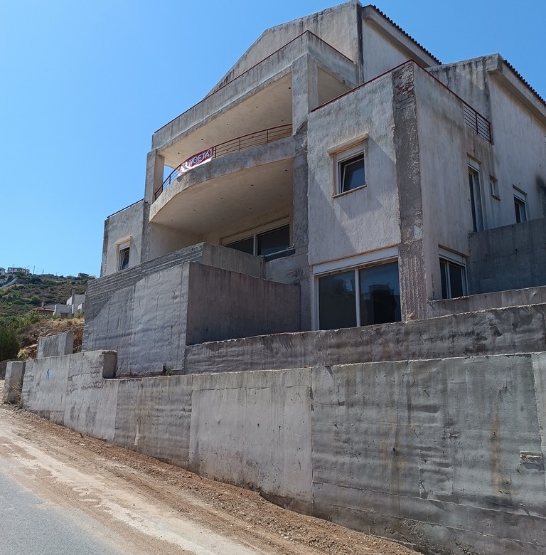 Ημιτελής μονοκατοικία 236 τ.μ., Ν. Βουτζάς Β είσοδος