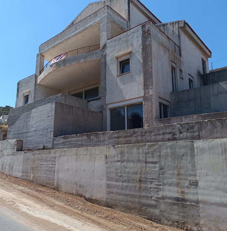 Ημιτελής μονοκατοικία 236 τ.μ., Ν. Βουτζάς Β είσοδος